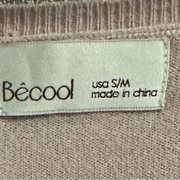 Shirred front sweater - Picture 2 of 4